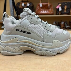 Balenciaga Beige Women's Sneakers